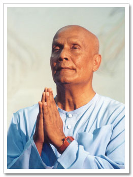 Sri Chinmoy meditating